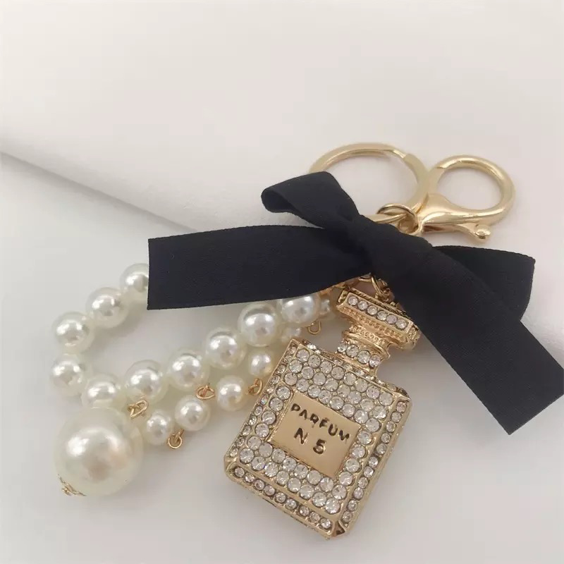 Bling Cheer Keychain - Black & Gold – Moonshine and Lace Boutique